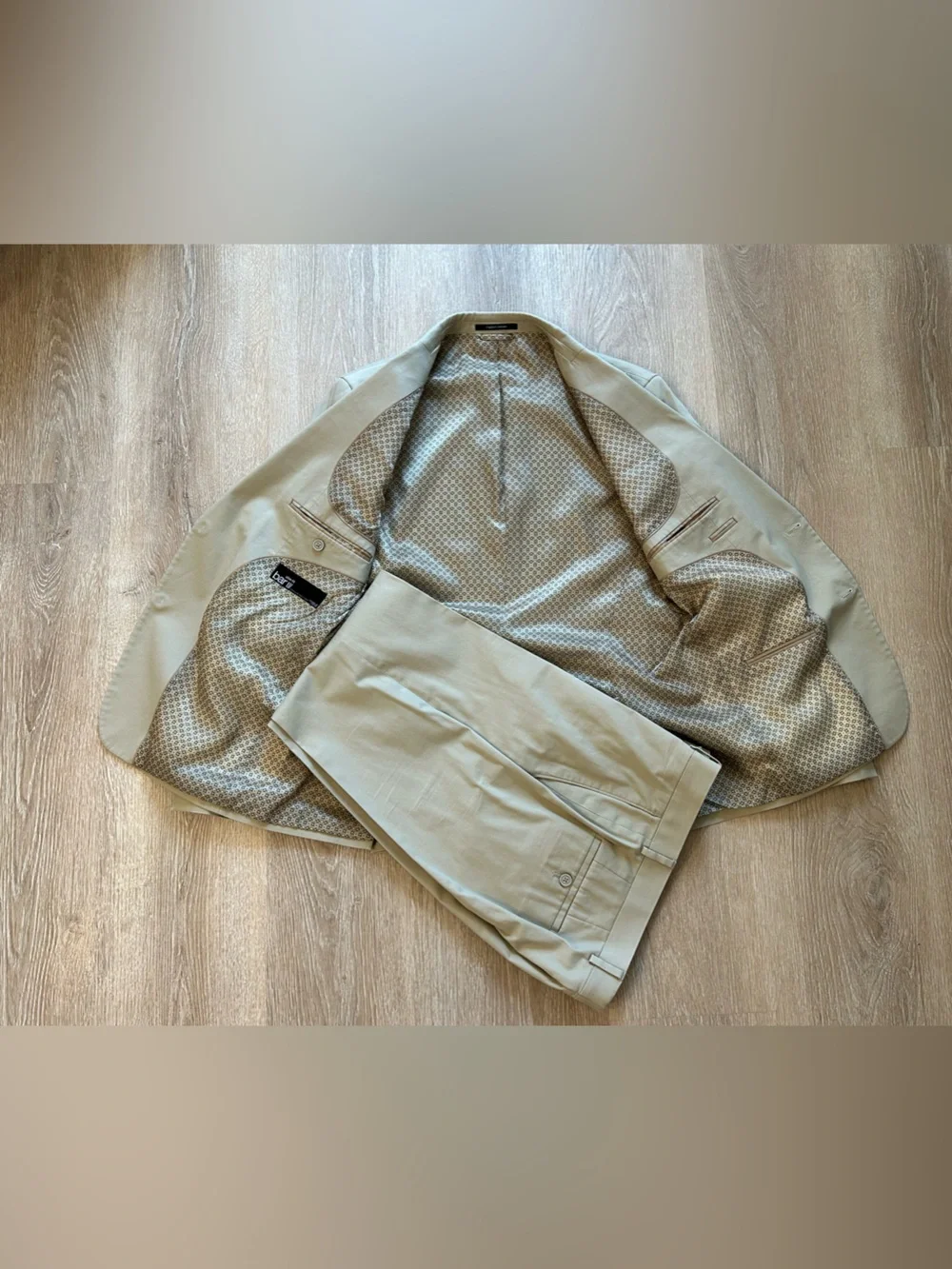 Bar III Tan Cotton Stretch Slim Suit 42R 34x32